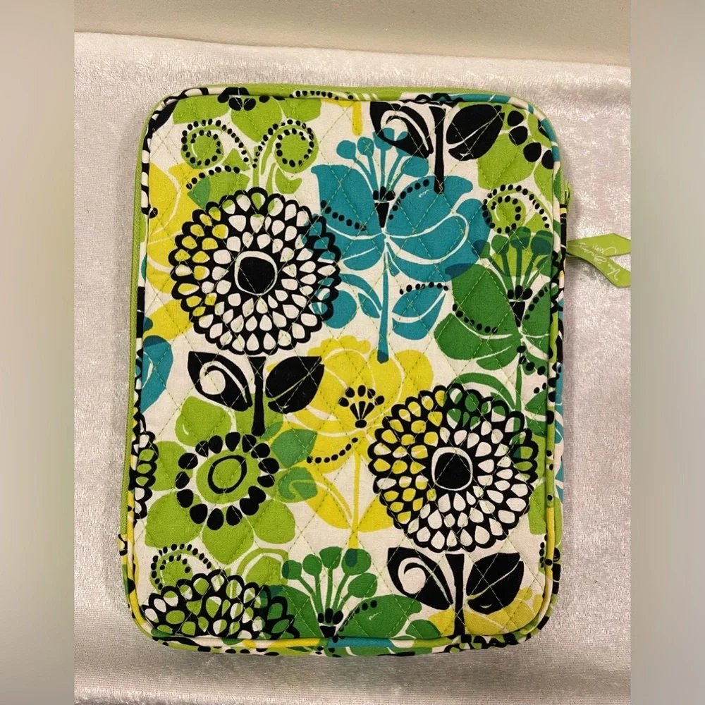 Vera Bradley Limes Up Ipad Case
